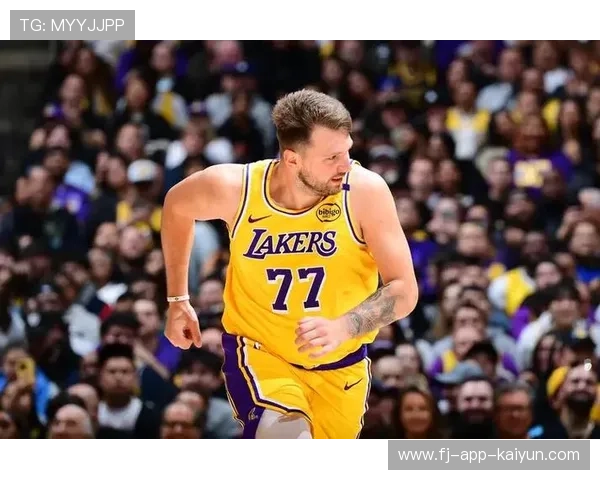 东契奇重返达拉斯，代表湖人挑战旧主独行侠